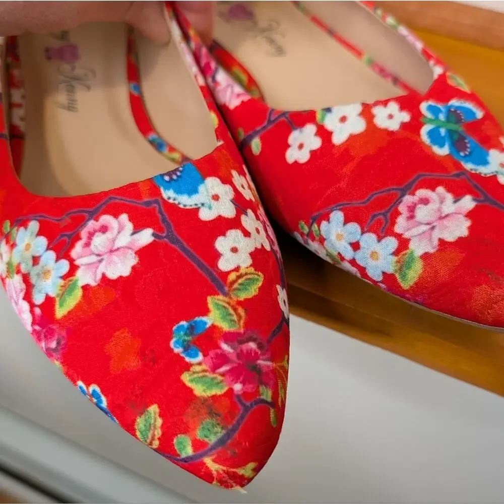 Penny Loves Kenny Women's Red Floral Flats Size 10 - Picture 3 of 7